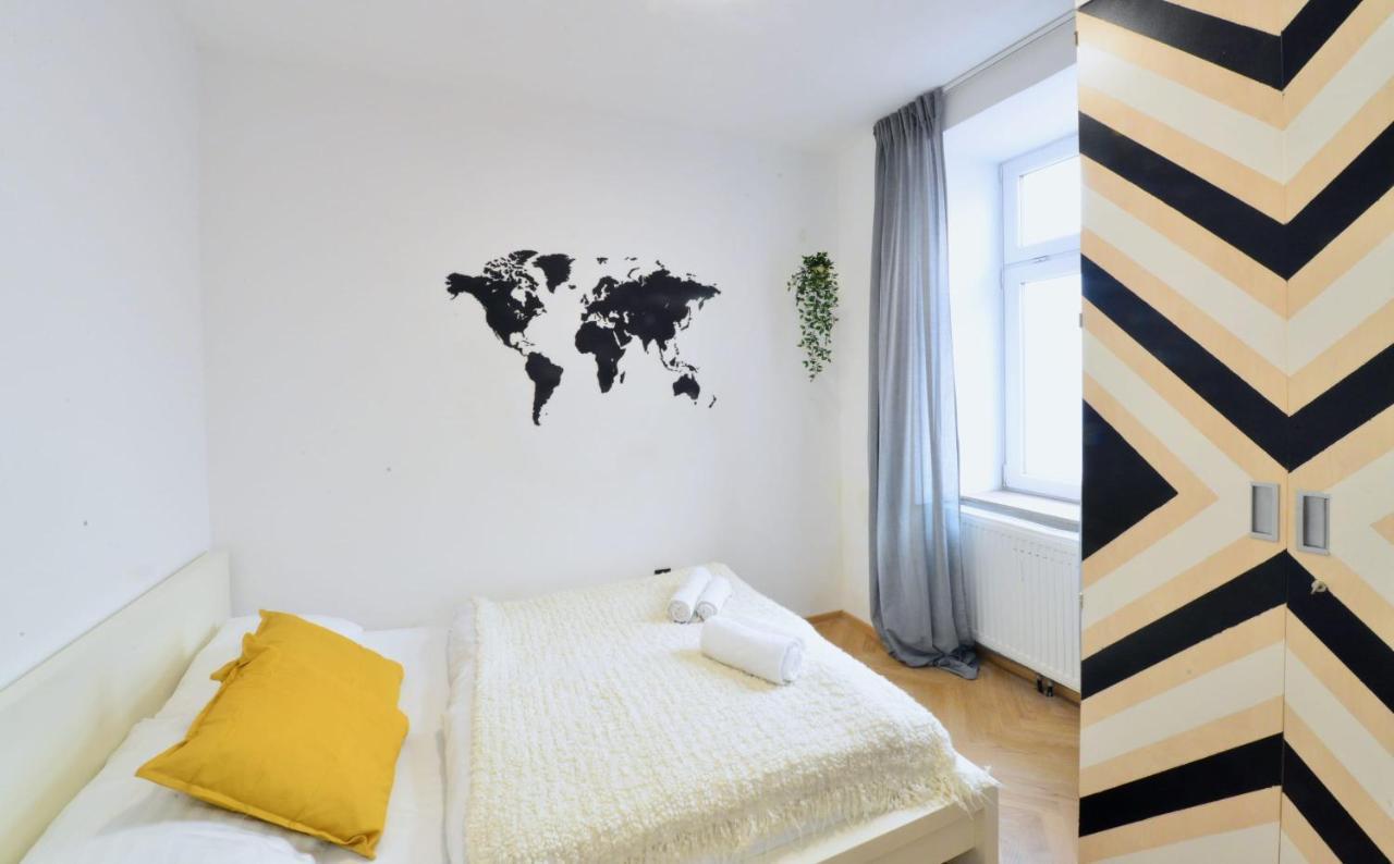 Modern Flat With Parking Space Apartman Bécs Kültér fotó