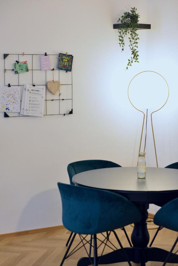 Modern Flat With Parking Space Apartman Bécs Kültér fotó