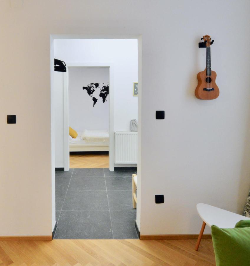 Modern Flat With Parking Space Apartman Bécs Kültér fotó