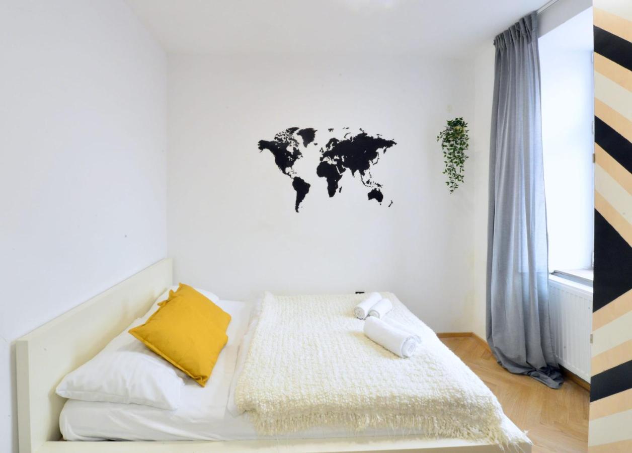 Modern Flat With Parking Space Apartman Bécs Kültér fotó