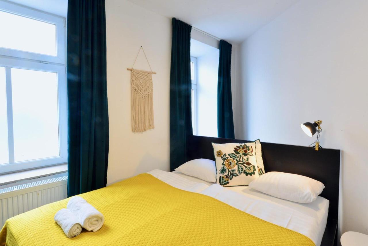 Modern Flat With Parking Space Apartman Bécs Kültér fotó